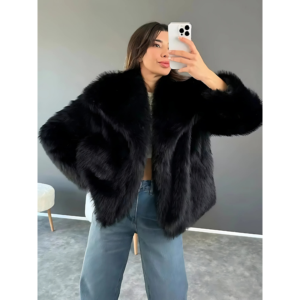 VALÉRIA Faux Fur Coat