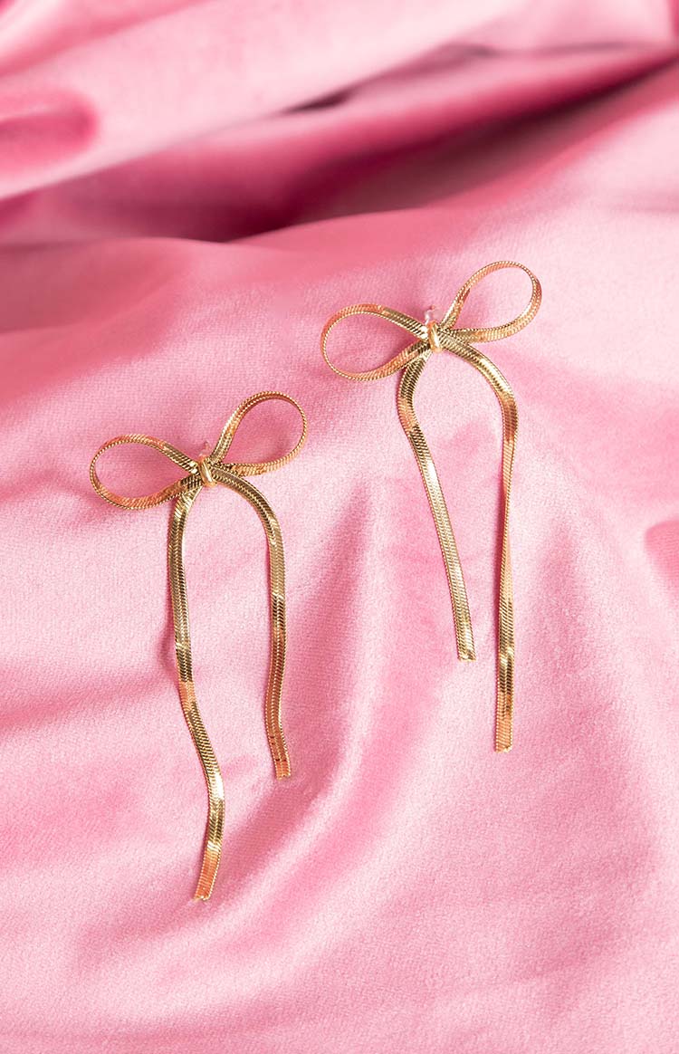 Celeste Bow Earrings – Timeless Elegance in Every Detail